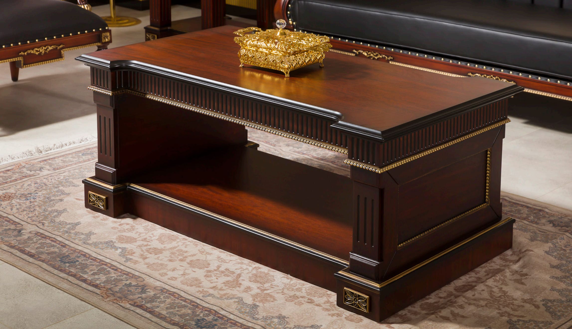 مكتب كلاسيكي